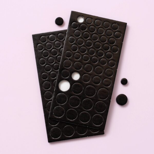 AC STICKY THUMB FOAM DOTS BLACK
