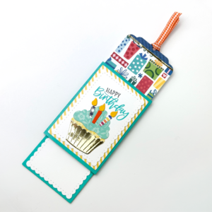 Dare 2B Artzy Die Pull & Reveal Gift Card Holder